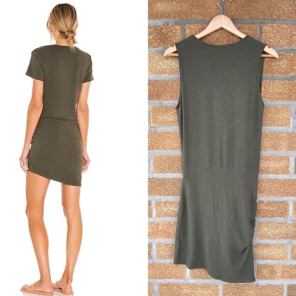 Monrow Supersoft V Dress in Hunter Green M - Picture 2 of 10